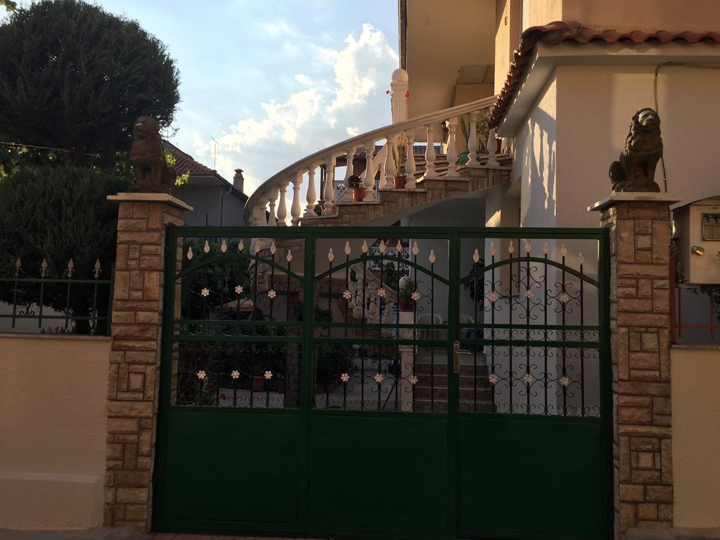 Vila Ridvani 科尔察 外观 照片